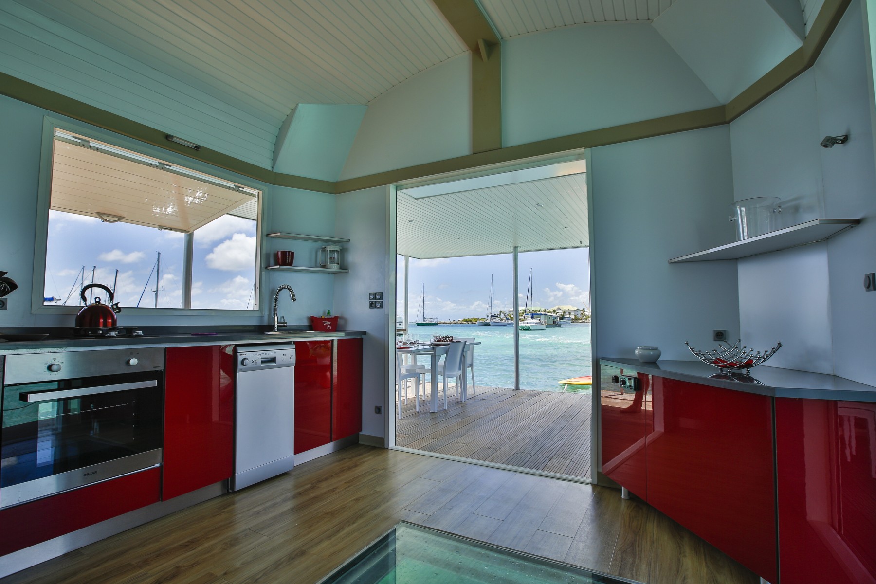 Aqua Lodge